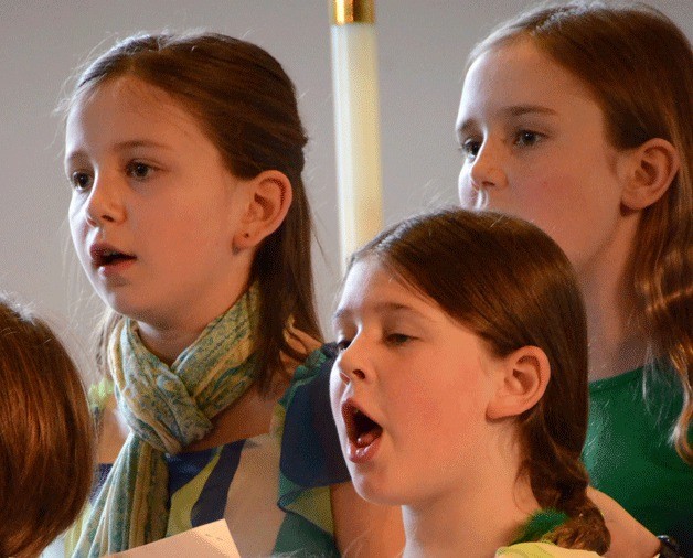 The Bainbridge Chorale Young Singers.