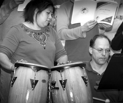 Bainbridge Chorale members