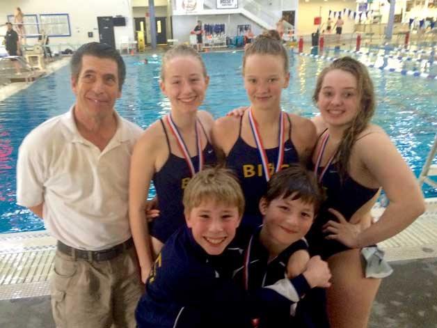 Members of the Bainbridge Island Dive Club gather for a photo at the Y Spring Classic in Boise