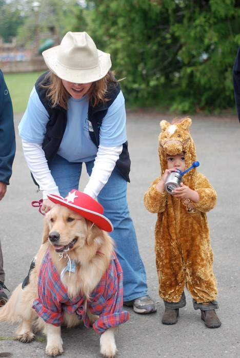 Participants can enter best costume and look-alike contests.