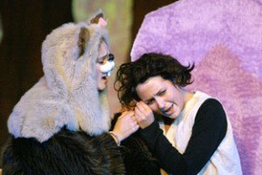 Erika Saeger's Ivanha sings with family member Danielle Yocom.