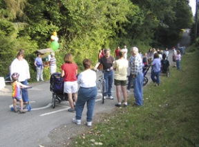 Neighbors rally to keep Kallgren Road closed to thru-traffic at a  recent evening event. Neighbors invited Mayor Darlene Kordonowy to hear their concerns over a connection to Day Road.