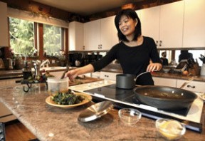 Taylor Tan teaches simple and healthy cooking classes through the park district