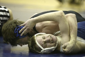 Spartan Zach Smith pins Eastside Catholics’ Tyler Duncan in 3:45