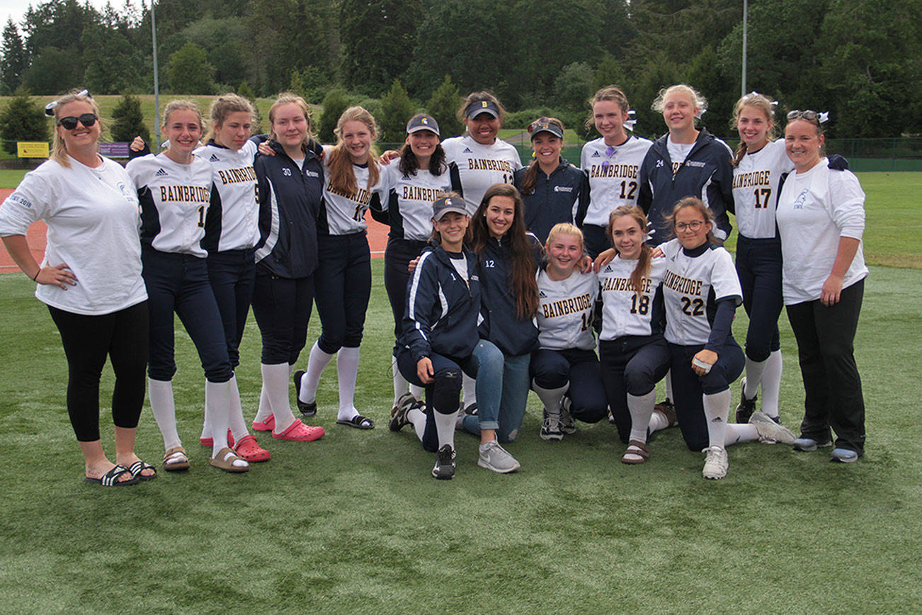 Spartans win two, lose two at Washington State 3A Softball Championships