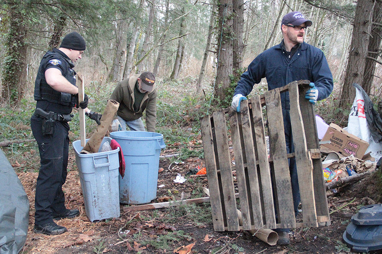 Bainbridge police remove homeless camp near Highway 305