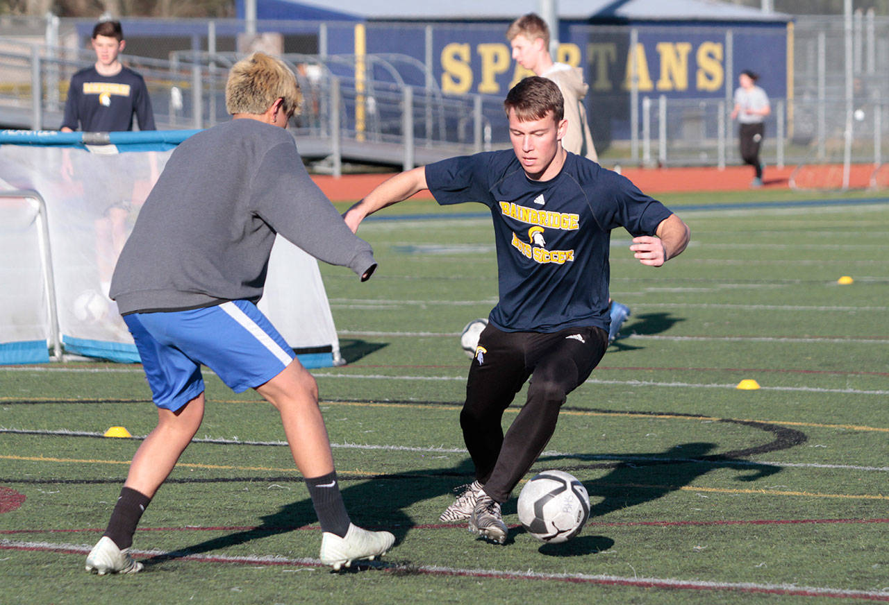 Luciano Marano | Bainbridge Island Review                                &lt;strong&gt;The Bainbridge High School varsity boys soccer team works through a practice session &lt;/strong&gt;&lt;strong&gt;earlier this week.&lt;/strong&gt;