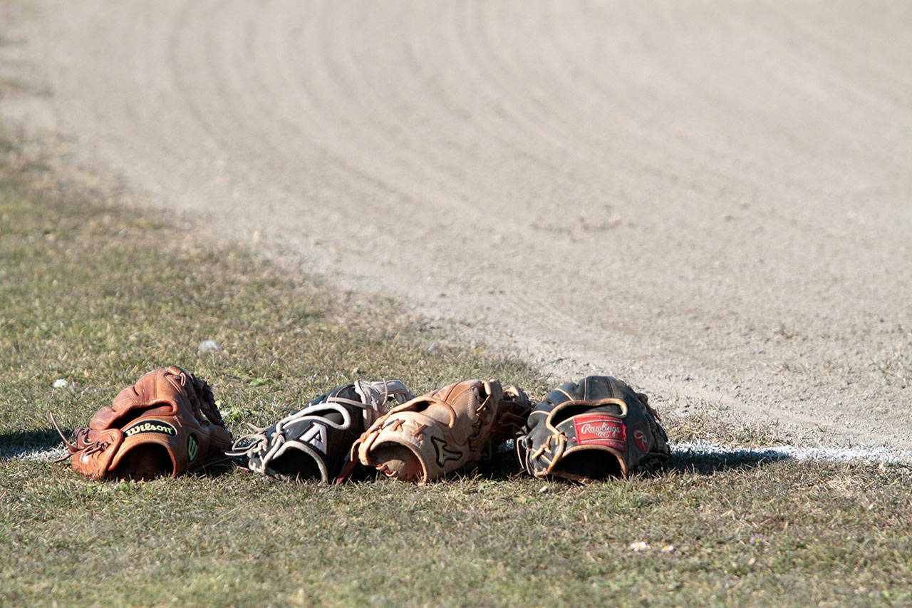 New year, new coach: BHS baseball team gears up for Gig Harbor | Photo gallery