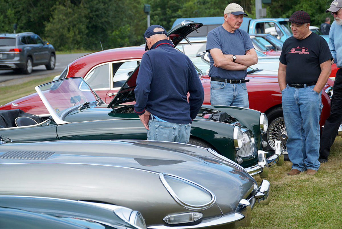 Penultimate car show returns to highway intersection Tuesday ...