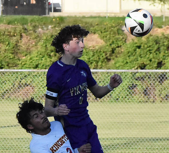 Viking Harper Sabari scores a goal against Washington.