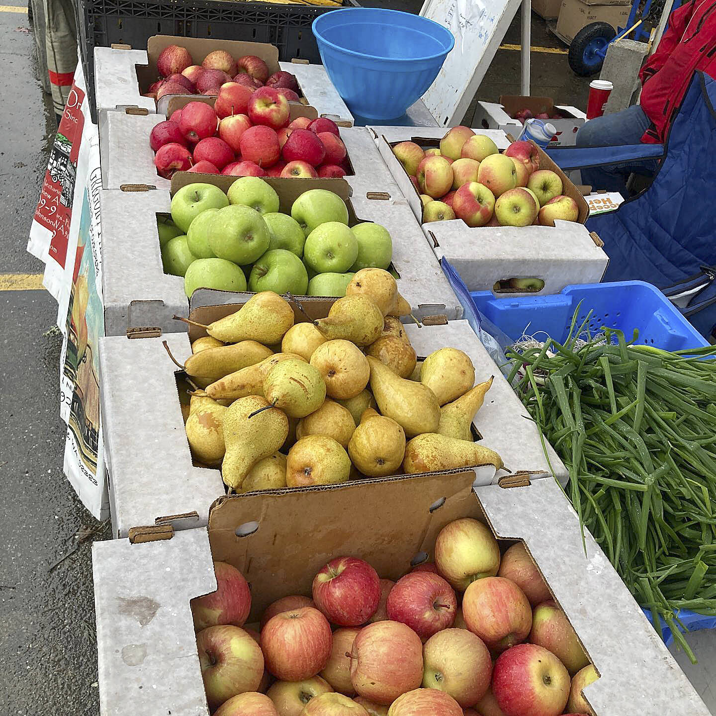 File photo
Eligible older adults for the Senior Farmers Market Nutrition Program will receive an $80 gift card to purchase fresh fruits and vegetables at several local farmers markets.