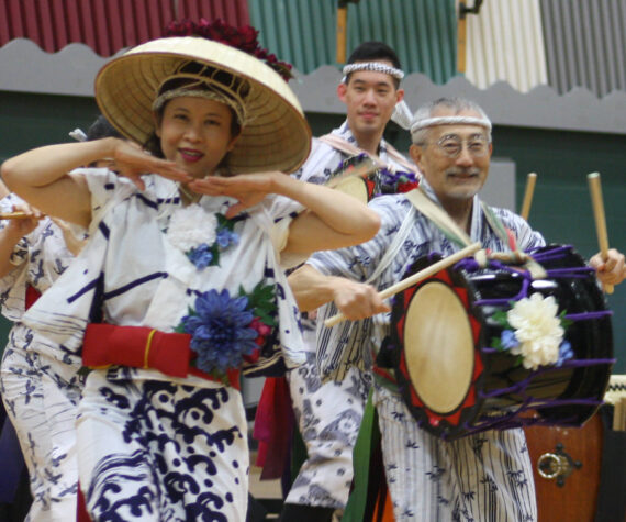 <p>Molly Hetherwick/Kitsap News Group photos</p>
                                <p>Taiko performers from Seattle Kobon Taiko open the show with an introductory dance.</p>